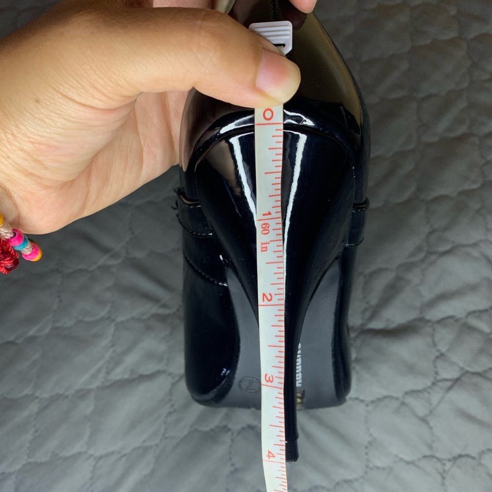 Chinese Laundry Heels - Picture 5 of 6
